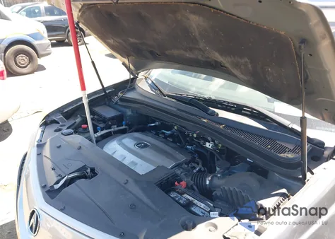 2015 Toyota Corolla Le z USA, uszkodzony, nr VIN 2T1BURHE5FC393977